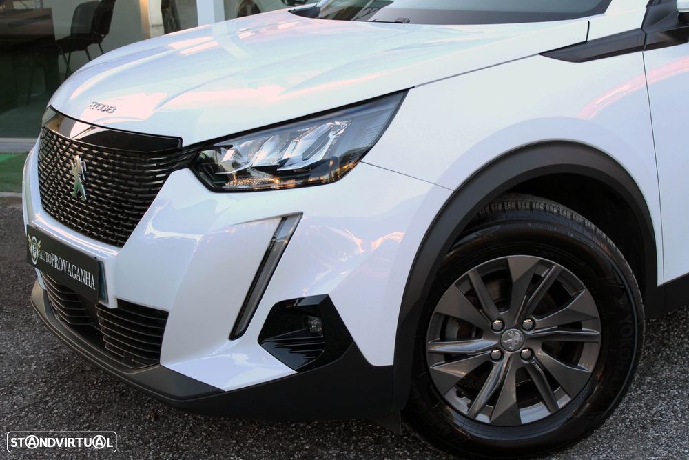 Peugeot 2008 1.2 PureTech Active Pack EAT8 - 4