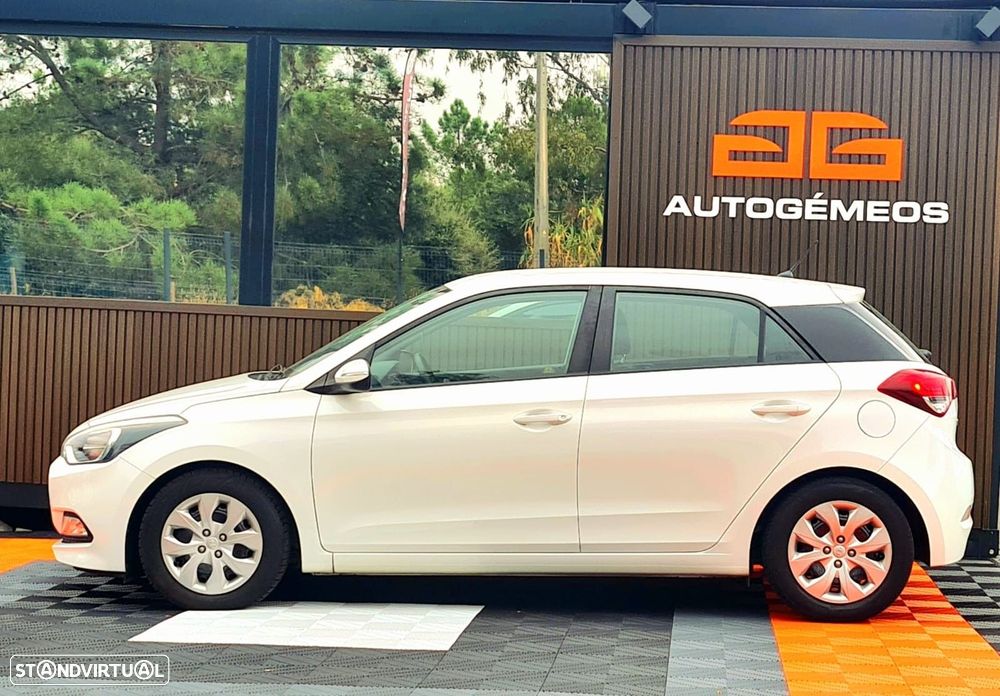 Hyundai i20 1.1 CRDi Access+Bluetooth - 6