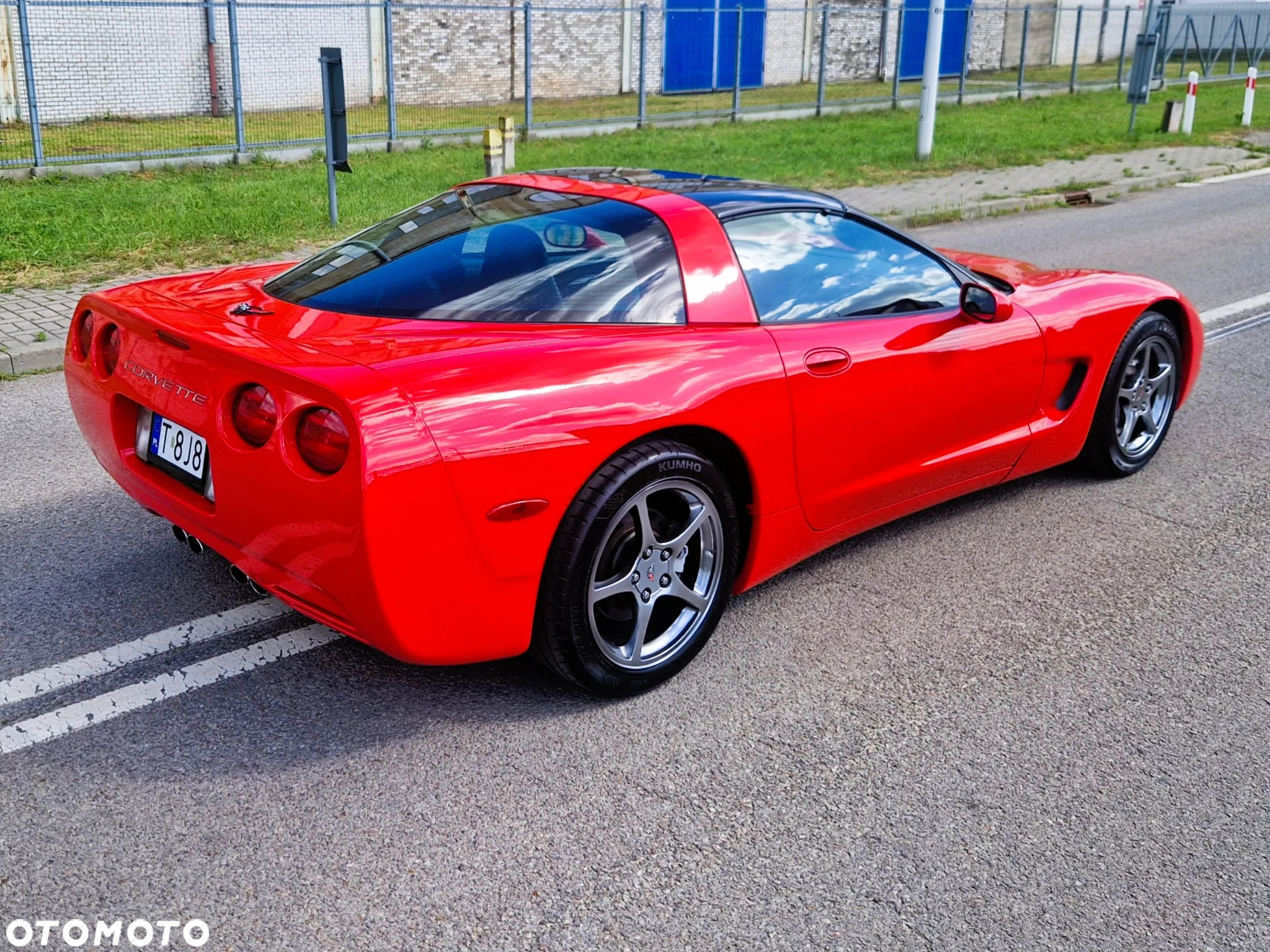 Chevrolet Corvette - 6