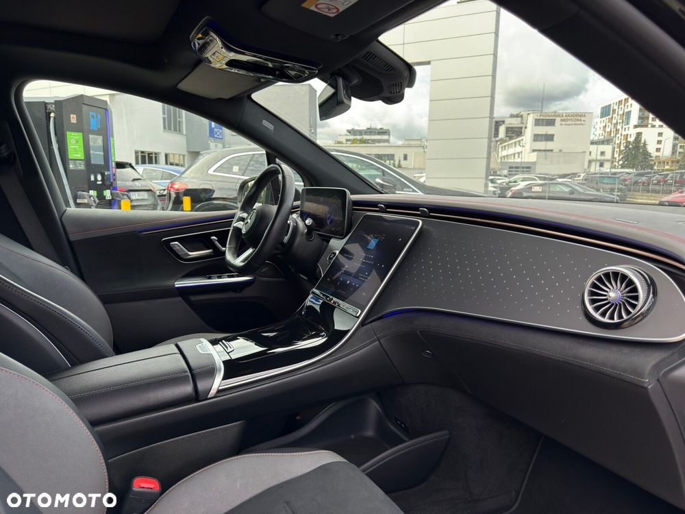 Mercedes-Benz EQE 350 89kWh 4-Matic AMG Line - 25