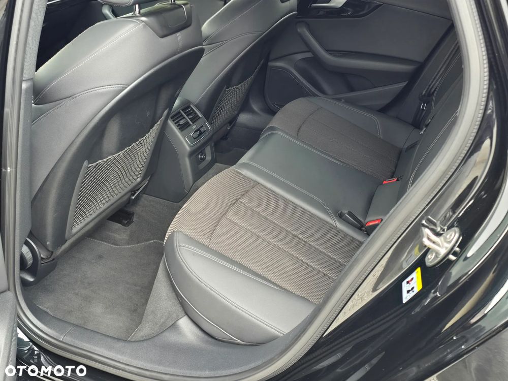 Audi A4 Limousine 40 TFSI mHEV Quattro S Line S tronic - 39