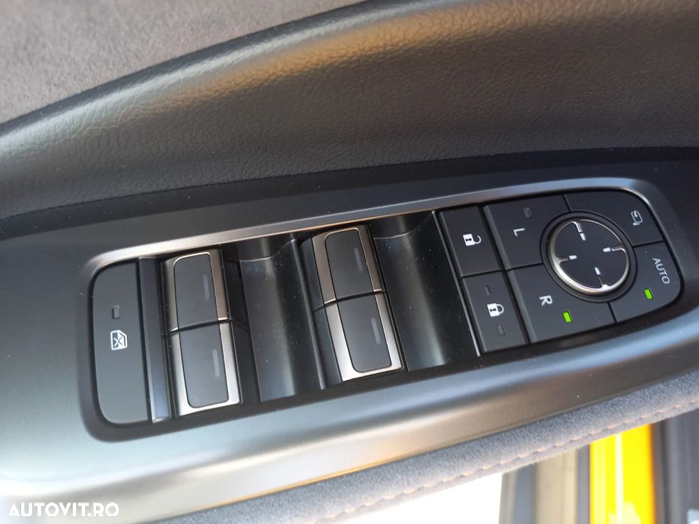 Lexus LBX 1.5 HEV 4x2 CVT Cool - 17