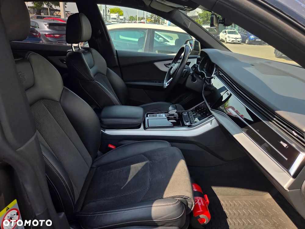 Audi Q8 - 19