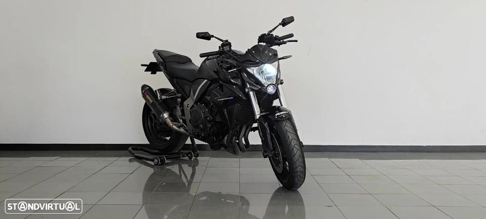Honda CB - 12
