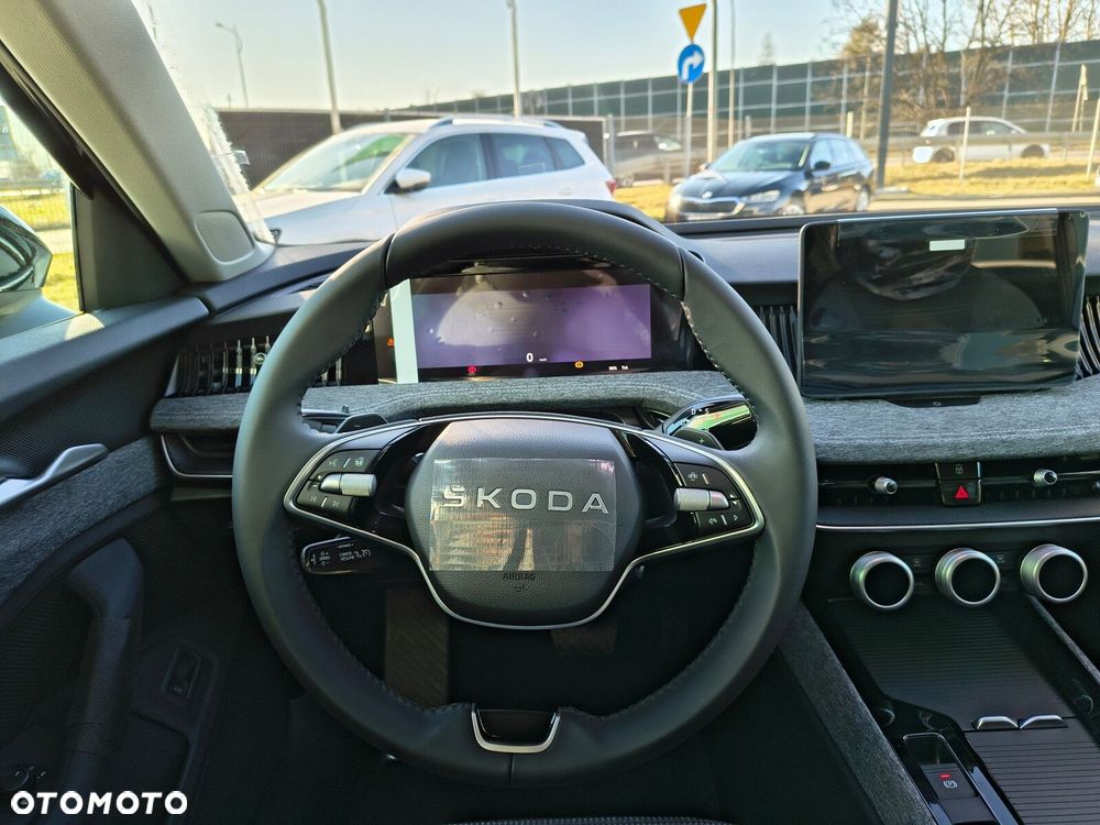 Skoda Superb 2.0 TDI SCR Drive DSG - 20