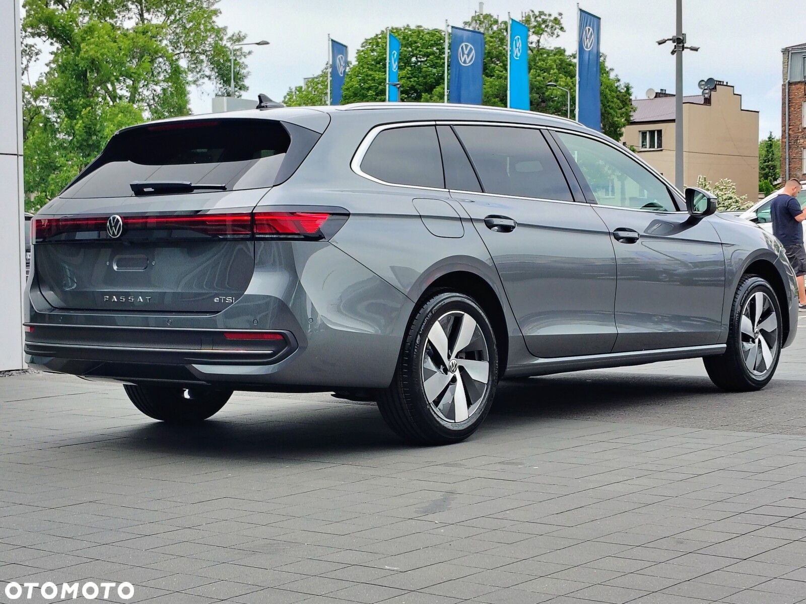 Volkswagen Passat - 6