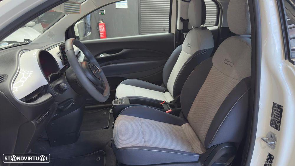 Fiat 500e 3 + 1 42kWh Icon - 10
