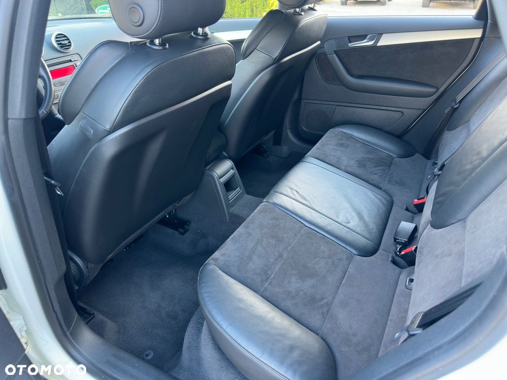 Audi A3 Sportback 1.8 TFSI S tronic S line Sportpaket - 26