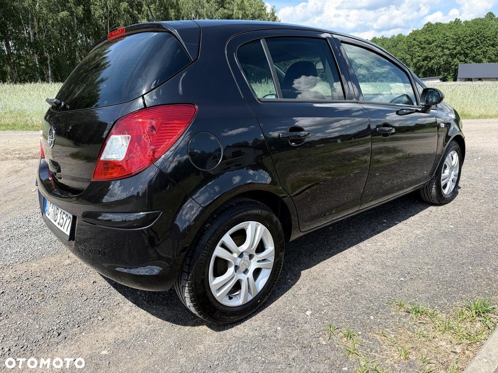 Opel Corsa 1.2 16V Cosmo - 14