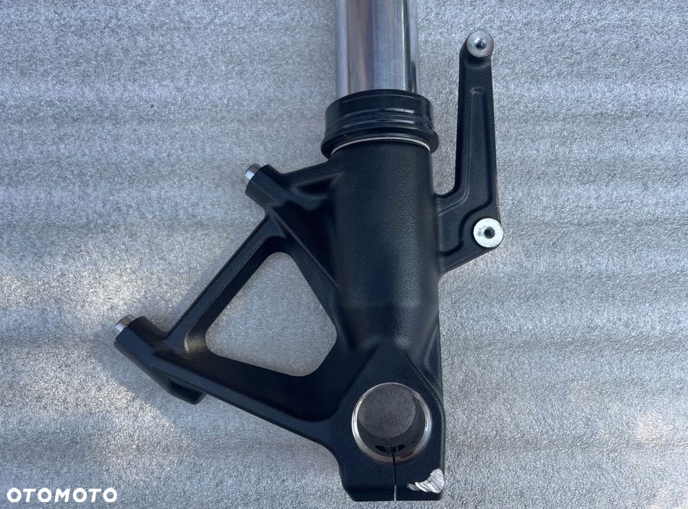 Widelec prawy BMW F900 R K83 2018-24 Oryginał - 4
