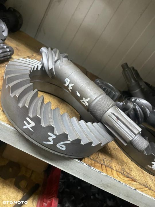 Cat th 220 , th 330 , th 360 Atak i talerz 7x36 , 7/36 - 1
