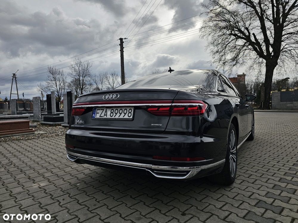 Audi A8 - 10