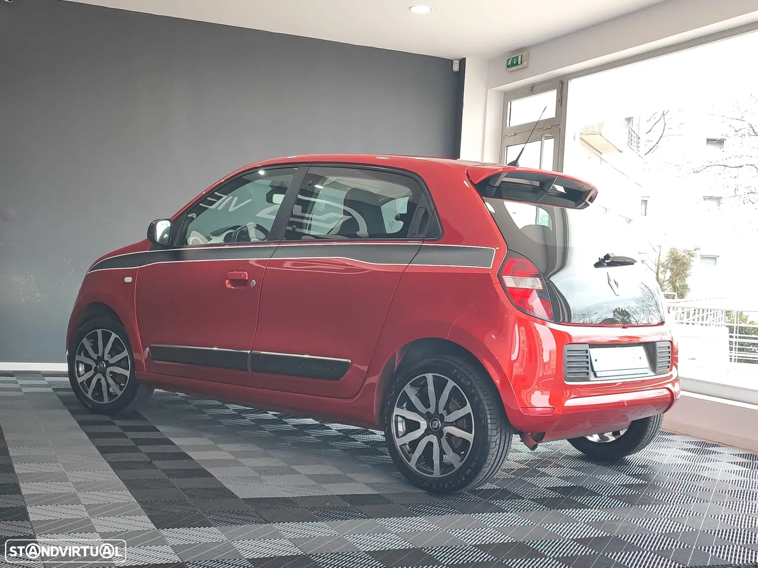 Renault Twingo 1.0 SCe Dynamique - 17