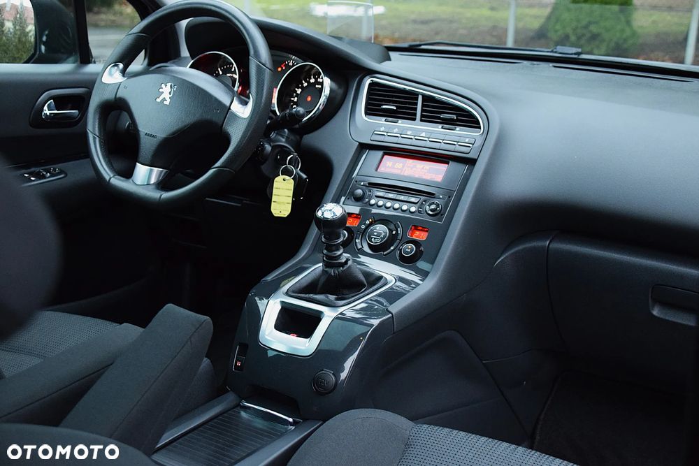 Peugeot 5008 HDI FAP 150 Style - 25