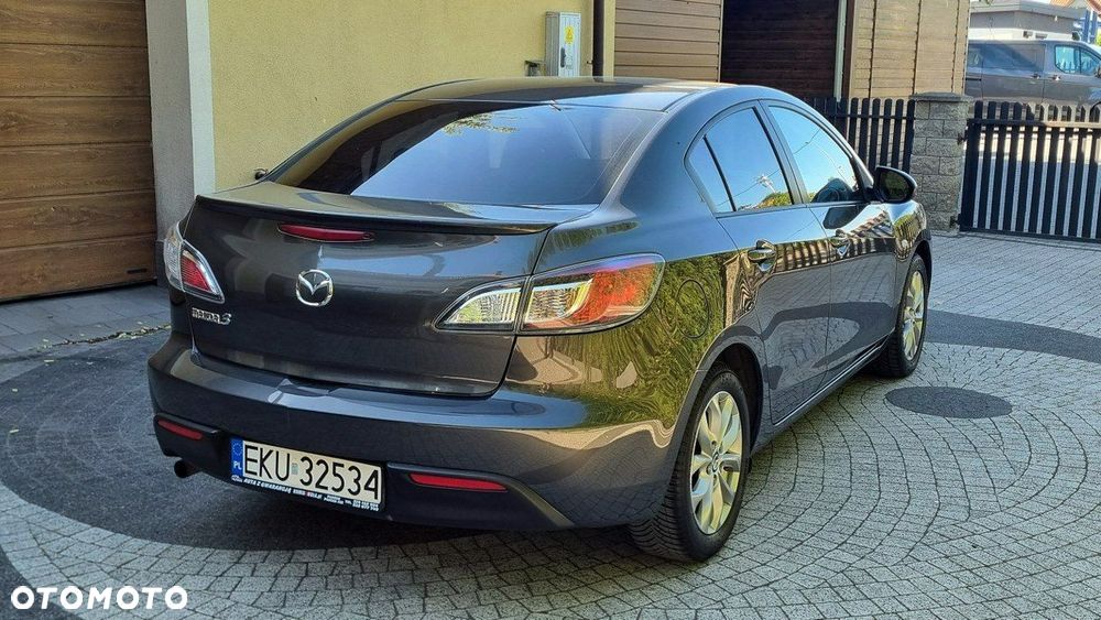 Mazda 3 - 6