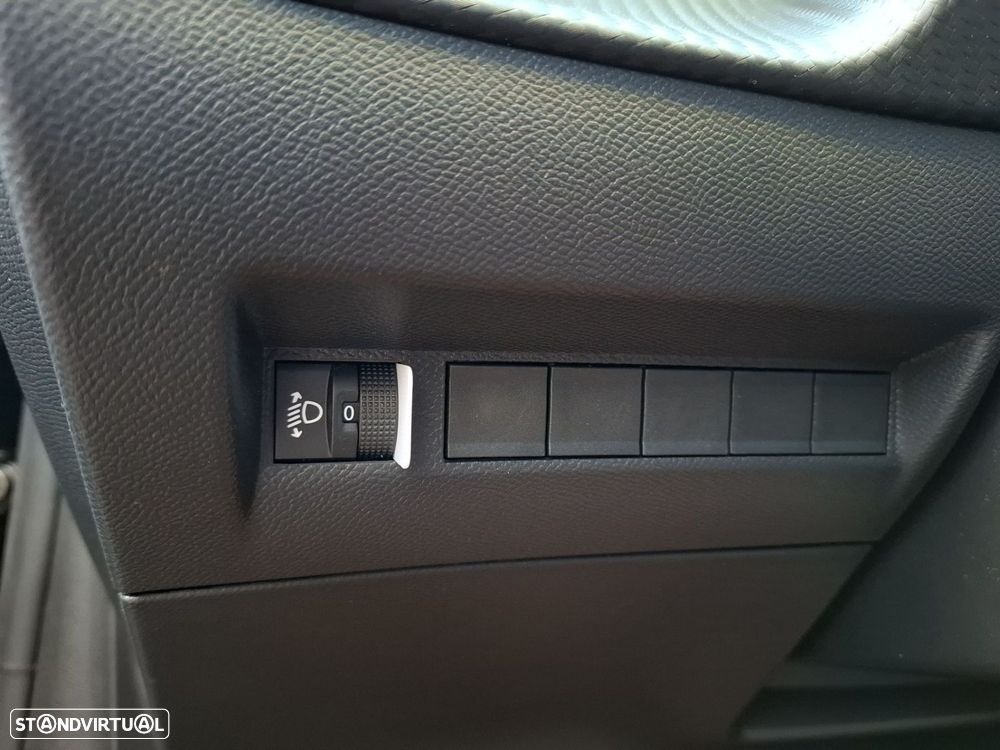 Peugeot e-208 51 kWh Style - 26