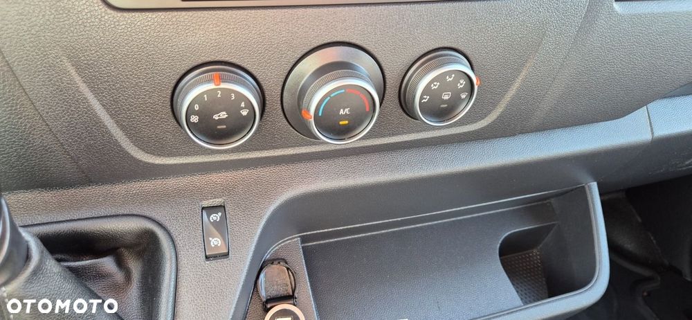 Renault Master - 17