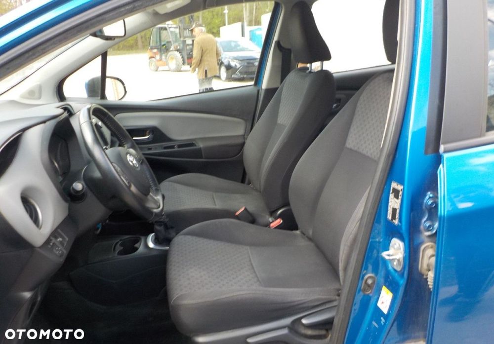 Toyota Yaris - 22