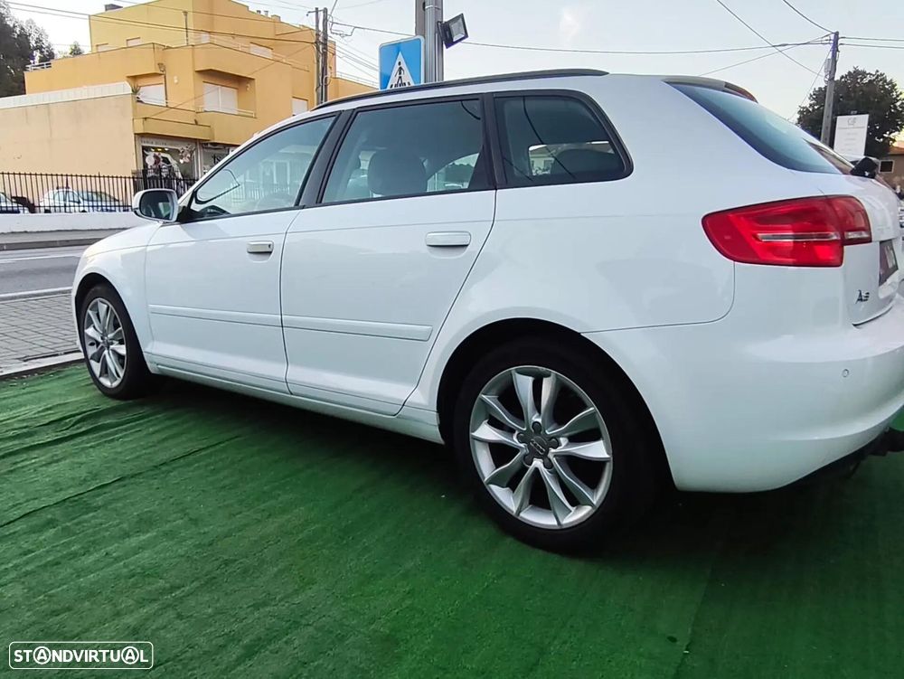 Audi A3 Sportback 1.6 TDI S-line - 4