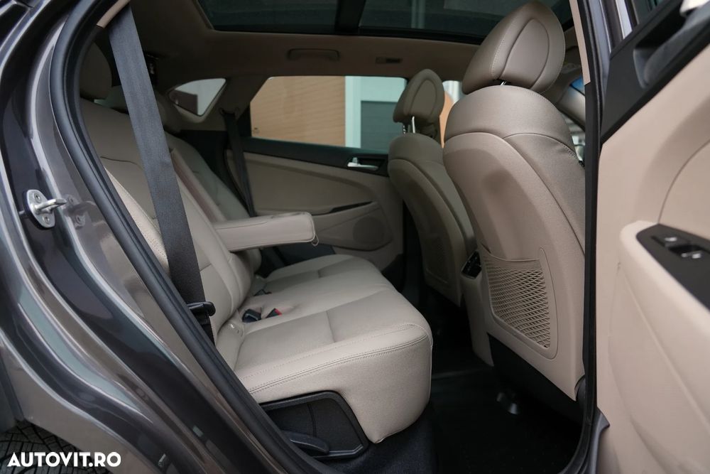 Hyundai Tucson 2.0 CRDI 4WD Automatik Premium - 9