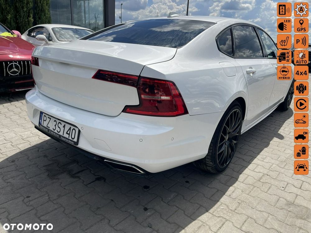 Volvo S90 T8 AWD Plug-In Hybrid R-Design - 1