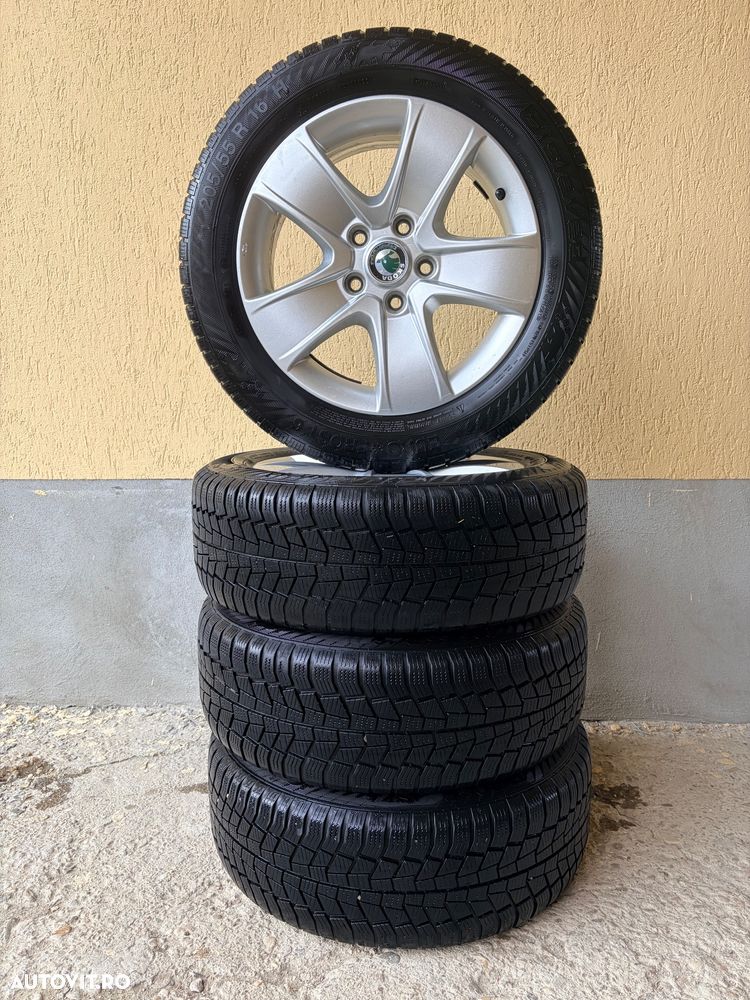 Skoda Superb 2.0 TDI Ambition DSG - 34