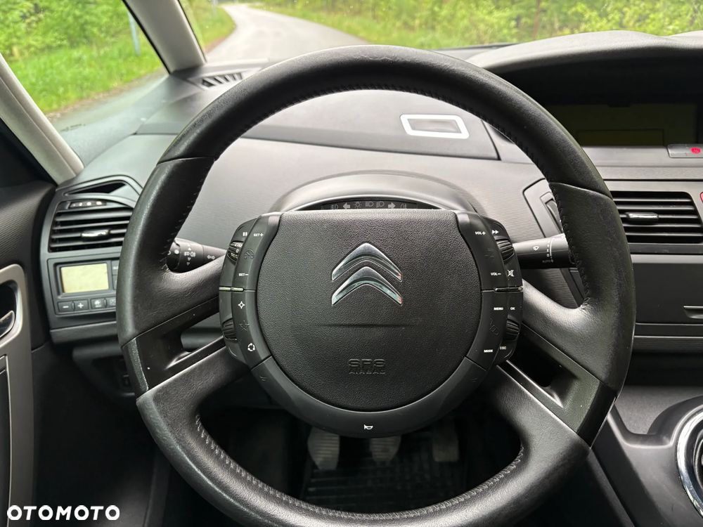 Citroën C4 Picasso - 9