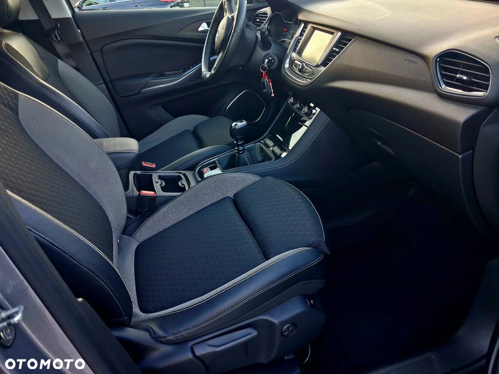 Opel Grandland X 1.2 Start/Stop INNOVATION - 33