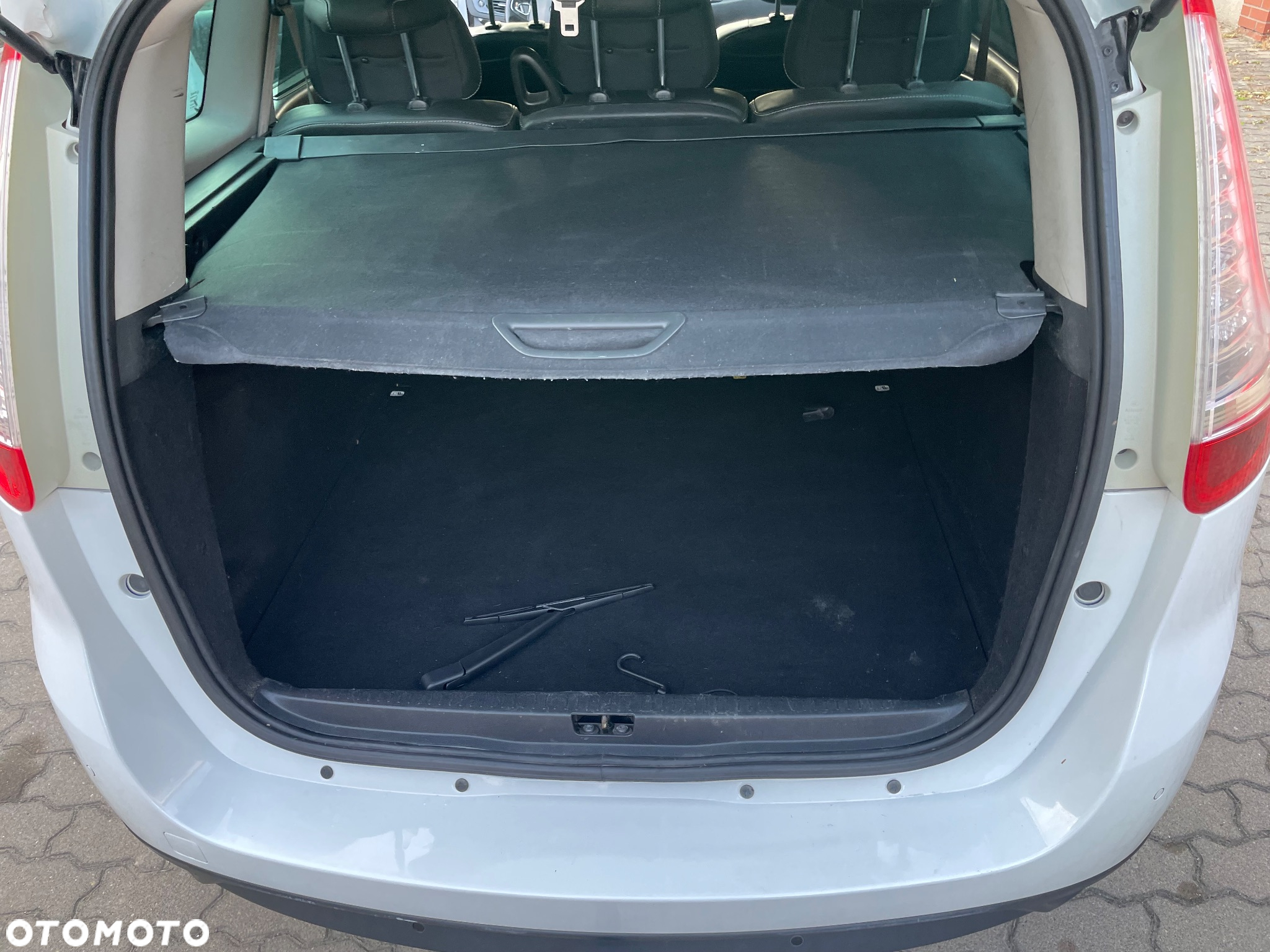 Renault Scenic - 8