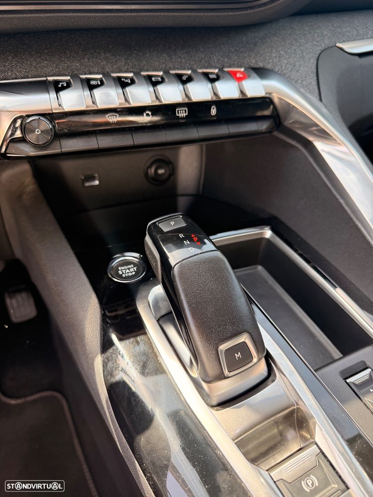 Peugeot 5008 PureTech 130 EAT8 Stop & Start Allure Pack - 11