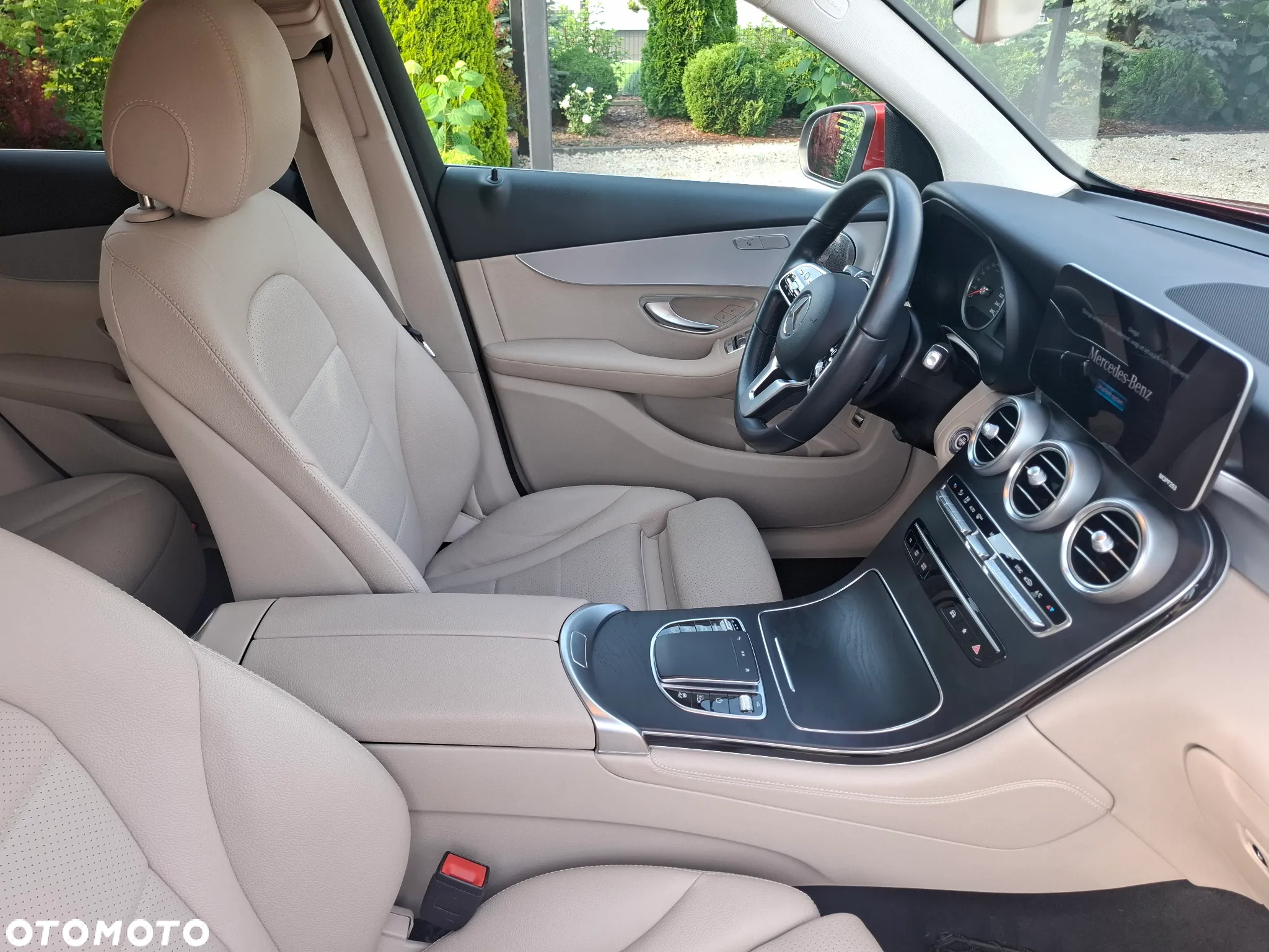 Mercedes-Benz GLC 200 d 4-Matic Business Edition - 11