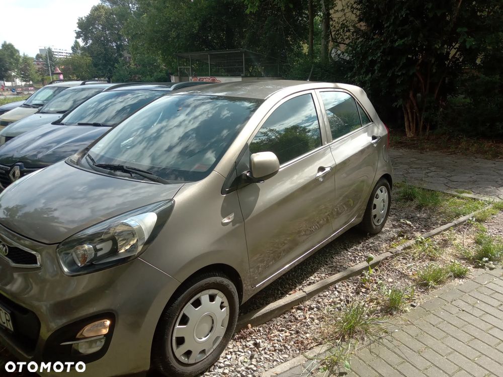 Kia Picanto 1.0 L - 6