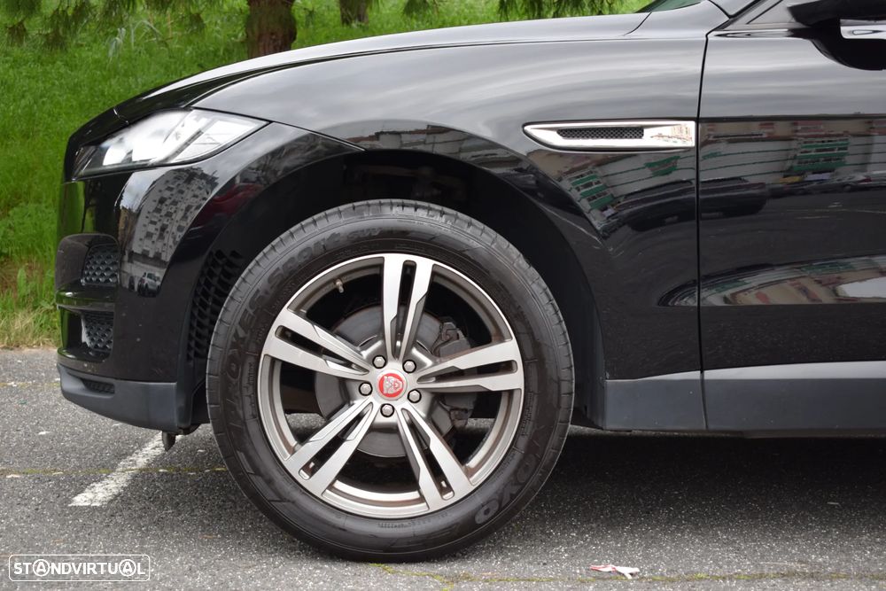 Jaguar F-Pace 2.0 i4D Prestige - 39