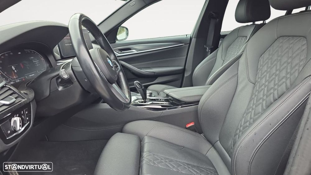BMW 520 d Pack Desportivo M Auto - 3