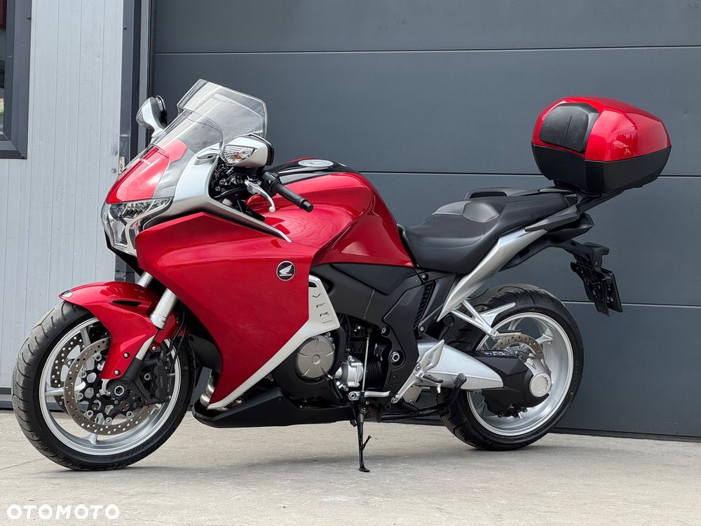 Honda VFR - 31