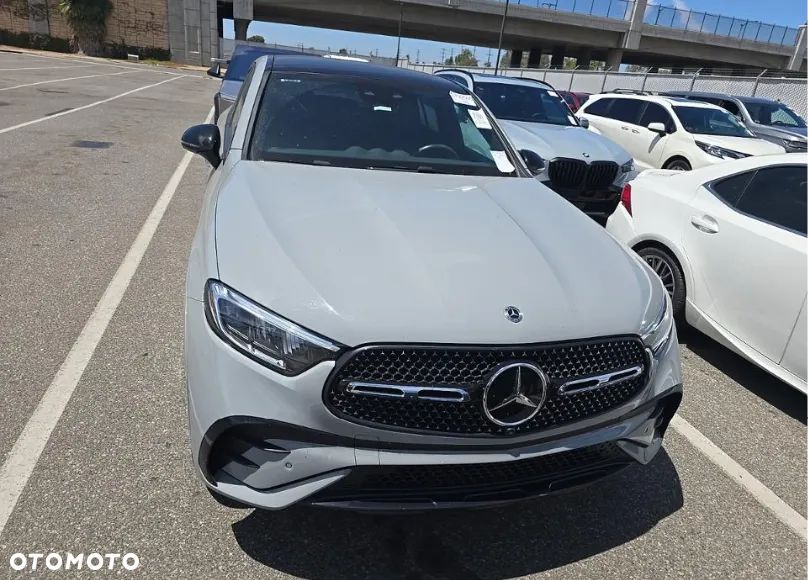 Mercedes-Benz GLC 300 4Matic 9G-TRONIC Edition AMG Line - 2