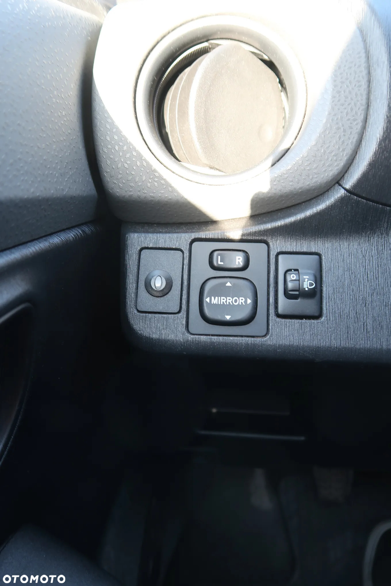 Toyota Yaris 1.0 Luna - 15