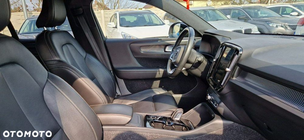 Volvo XC 40 - 34
