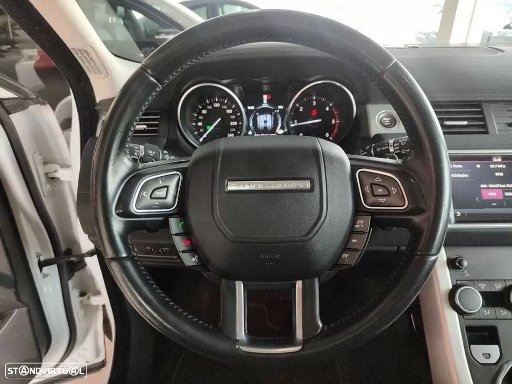 Land Rover Range Rover Evoque - 25