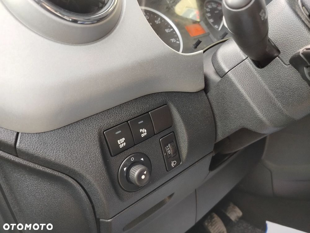 Peugeot Partner - 19