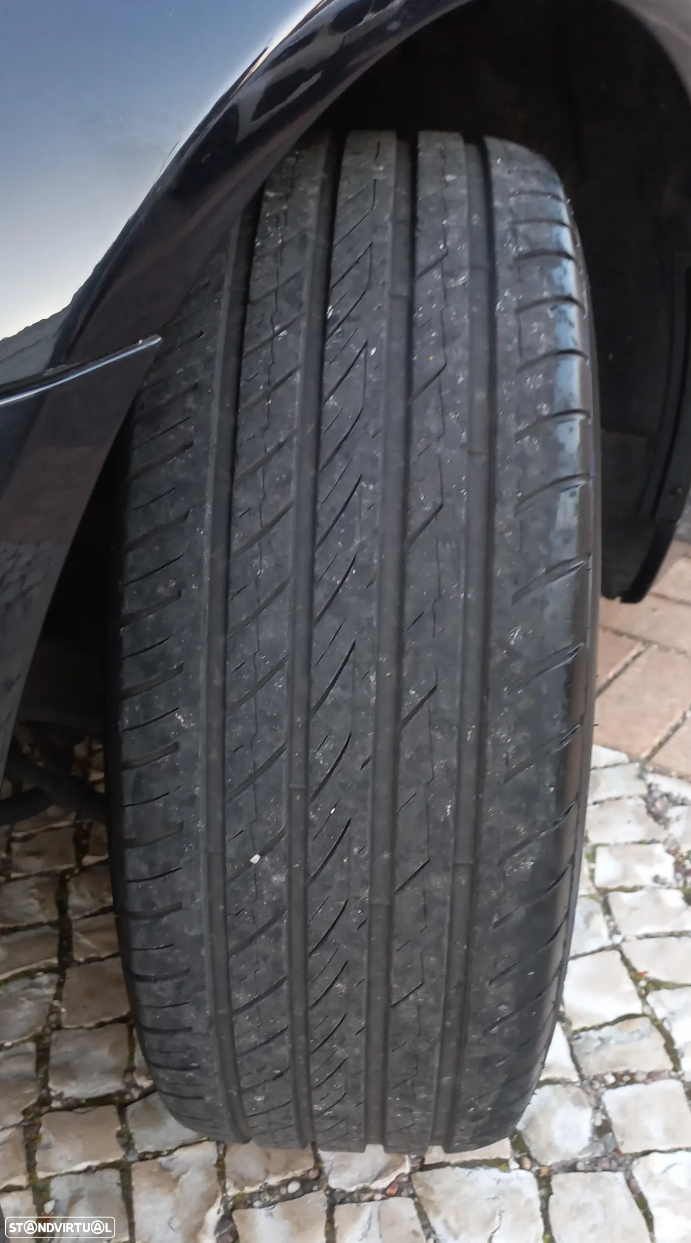 BMW 520 d Exclusive Auto 129g - 23