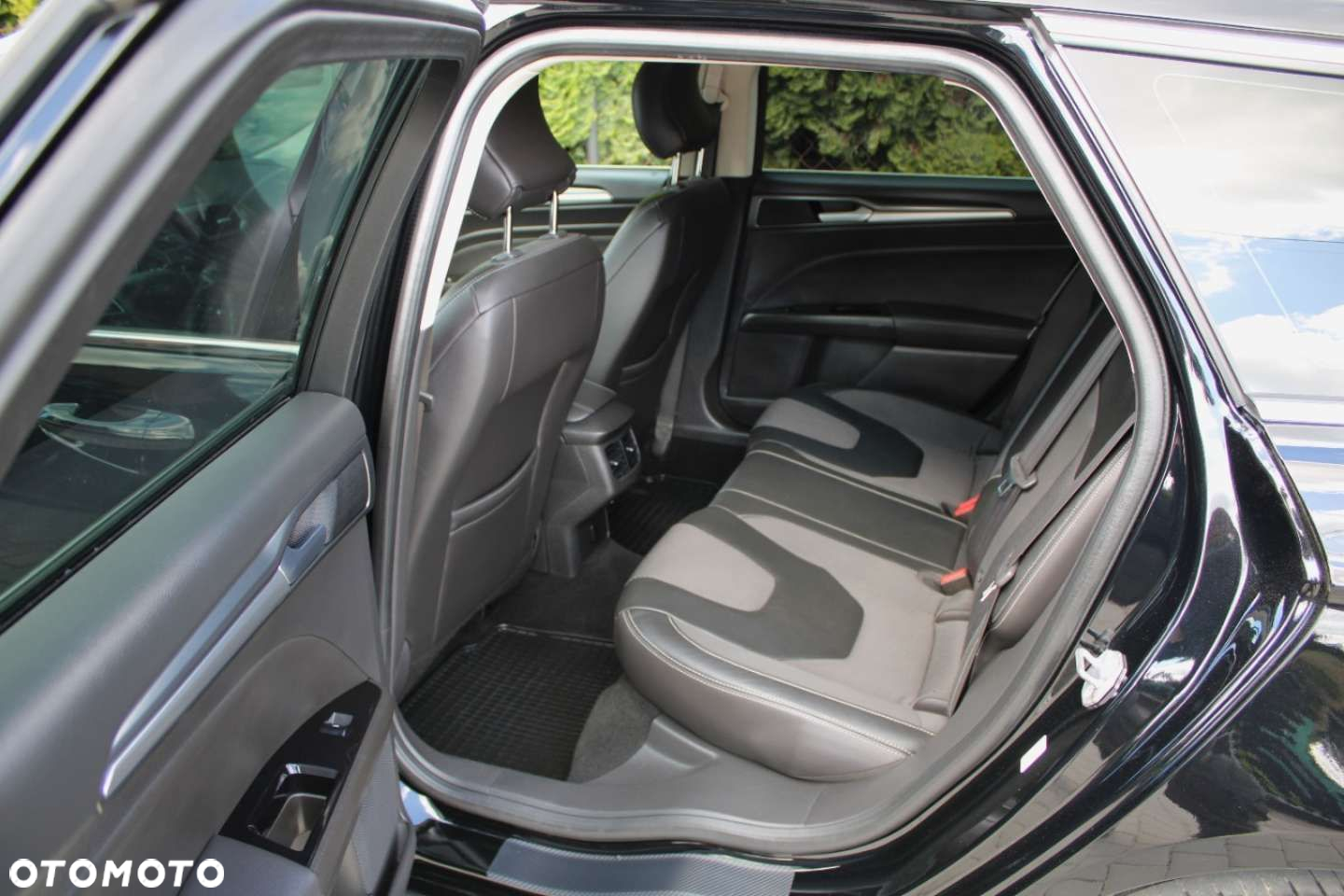 Ford Mondeo 2.0 TDCi Bi-Turbo Titanium PowerShift - 8
