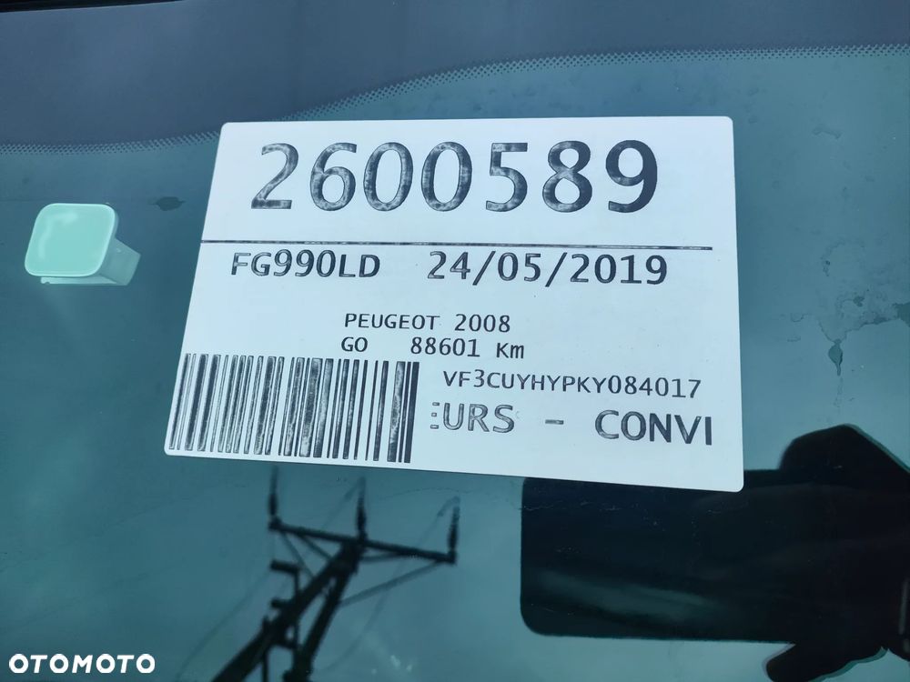 Peugeot 2008 BlueHDi 100 STOP & START Signature - 10