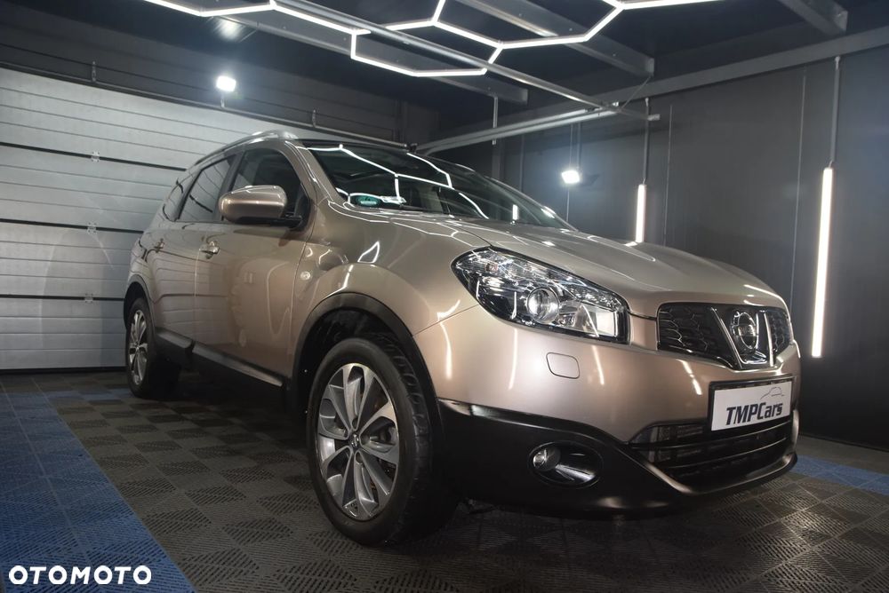 Nissan Qashqai+2