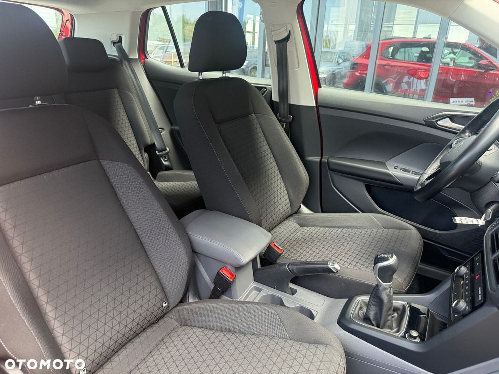 Volkswagen T-Cross - 18