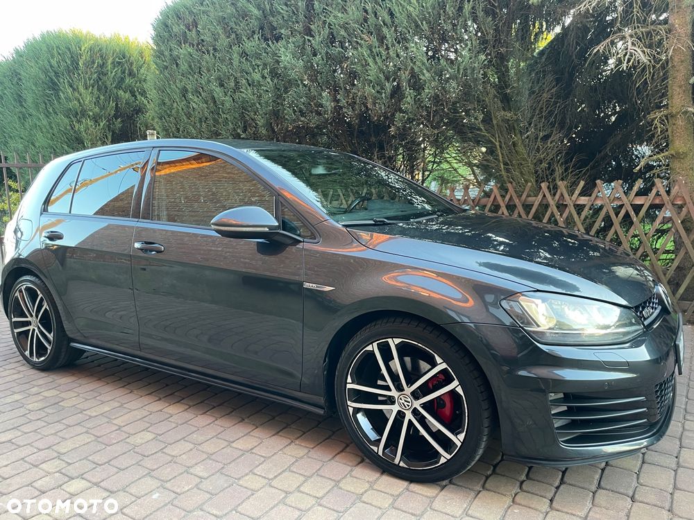 Volkswagen Golf 2.0 TDI BMT GTD DSG - 2