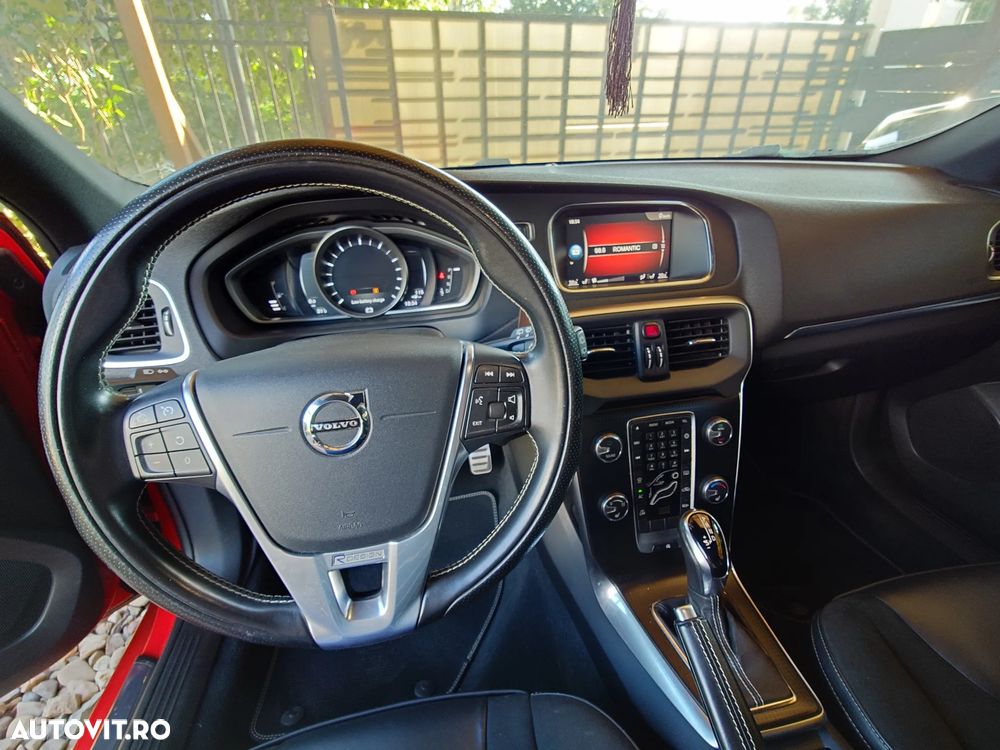 Volvo V40 T3 Geartronic RDesign - 8