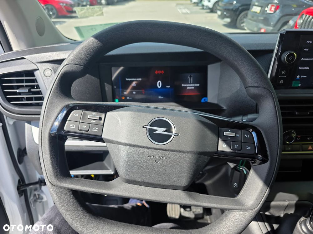 Opel Vivaro - 12