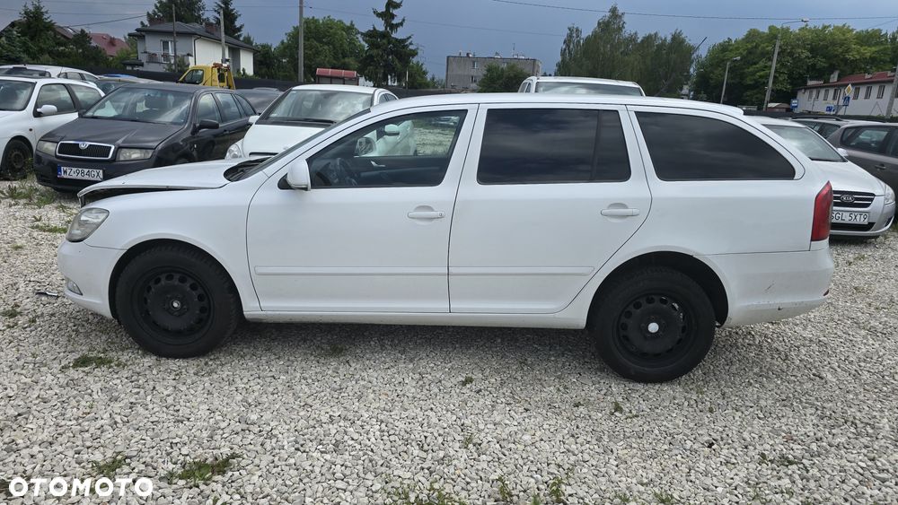 Skoda Octavia 2.0 TDI DPF Elegance - 2