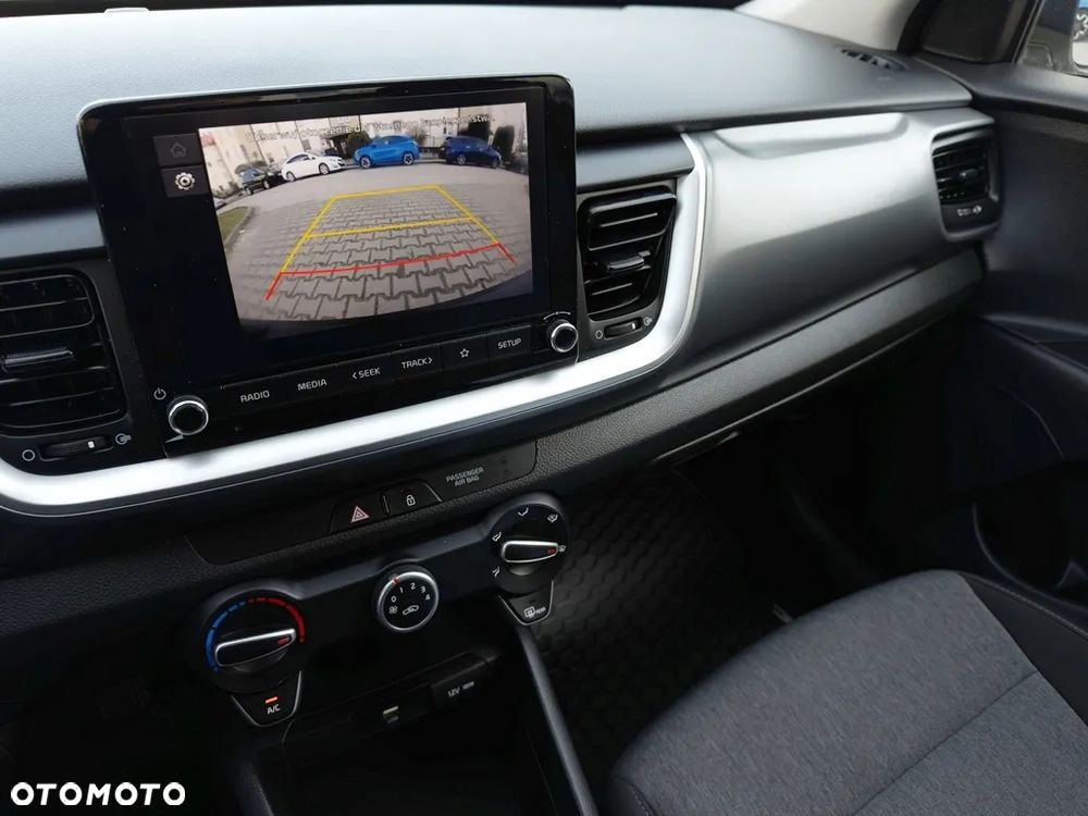 Kia Stonic 1.0 T-GDI L Business Line - 26